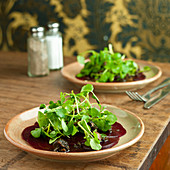 Rote-Bete-Salat mit Brunnenkresse