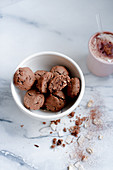 Chocolate chip cookies with coconut