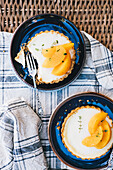 Small cheesecakes with goat cream cheese, peach, honey and thyme