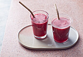 Red berry smoothies