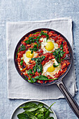 Shakshuka with spinach and egg