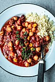 Vegan chilli con carne with chickpeas and couscous