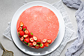Fruity coconut-strawberry tart (low carb)