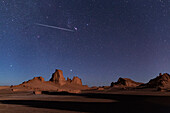 Geminid fireball over Lut desert, Iran