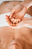 Ayurvedic aromatherapy oil massage