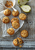 Cookies with pear and peanuts