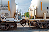 Chemical rail tank cars
