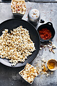 Popcorn with three kinds of spices
