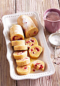 Bun dumplings with red currant