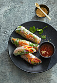 Vietnamese spring vegetable rolls