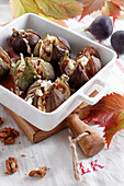 Figs baked with blue cheese and nuts