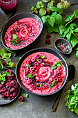 Raspberry smoothie bowl