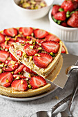 Pistachio strawberry tart
