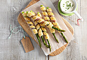 Asparagus in French pastry