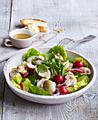 Salad with mushrooms and radishes