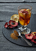 White mulled wine with dried apples