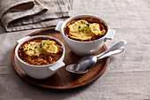 Gratinated onion soup