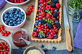 Vegan chocolate tart with fresh berries