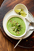 Coconut spinach soup with lime
