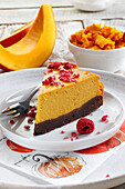 Pumpkin cheesecake with chocolate base