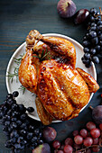 Baked chicken with grapes and figs