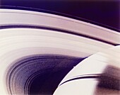 Voyager 1 view of Saturn and its rings