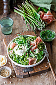 Asparagus green pasta with Parma ham