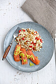 Cauliflower rice with smoked salmon, peppers, and walnuts (Intermittent Fasting)