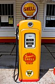 Route 66 gas pump in Mount Olive, USA