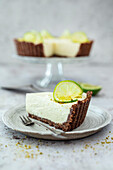 No Bake cheesecake with lime, cream cheese, and wholewheat biscuits