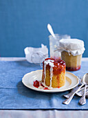 Kuchen mit Orangen im Glas gebacken