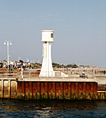 Aussichtsturm im Hafen von Arundel