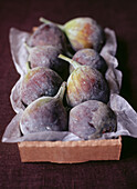 Tray of fresh figs