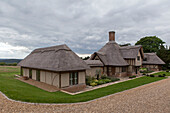 Reetgedecktes Cottage in Guildford mit Rasenfläche Surrey UK