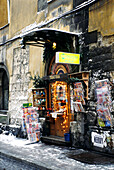 Zeitungshändler und Geschenkeladen in der Altstadt