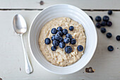 Porridge mit Blaubeeren