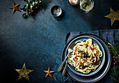 Linguine mit Salbei, Speck und Pastinaken zu Weihnachten