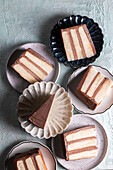 Vanille-Biskuittorte mit Schokoladencreme