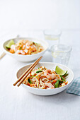 Prawns with limes and noodles (Asia)