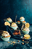 Cupcake with pistachio-mascarpone cream