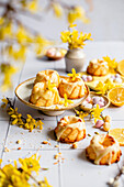 Mini Lemon wreath cakes for Easter