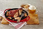 Pork knuckle with beer and apple horseradish
