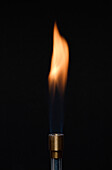 Effect of oxygen supply on flame