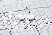 Electrocardiograph and aspirin
