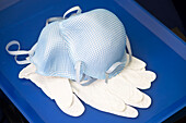 N95 respirator face masks and gloves
