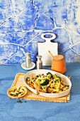 Veganes Süßkartoffel-Risotto mit Brokkoli und Mandeln
