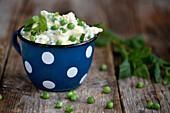 Mashed potatoes with peas and basil