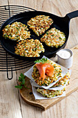 Pointed cabbage pancakes with smoked salmon