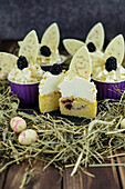 Blackberry cupcakes for Easter