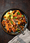 Schnitzel with chanterelle mushrooms and mashed potatoes
